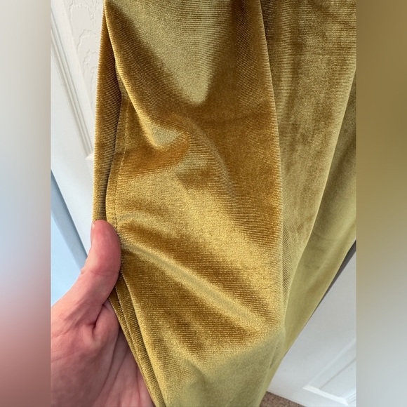 NWT Lulu's Velvet Bodycon Wrap Dress, Mustard Yellow, Size M - Picture 6 of 13